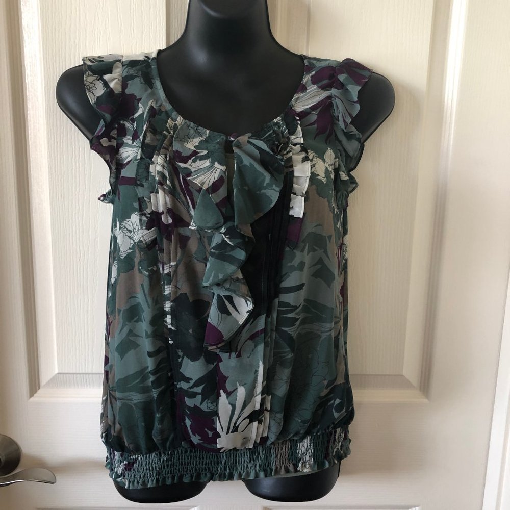Express Floral Top with Ruffle